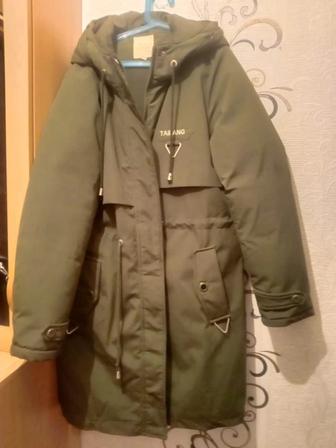 Продам куртку 13,14 лет зимняя 164 см зеленый цвет