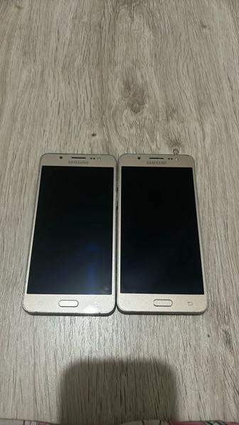 Продам 2 телефона Samsung J5