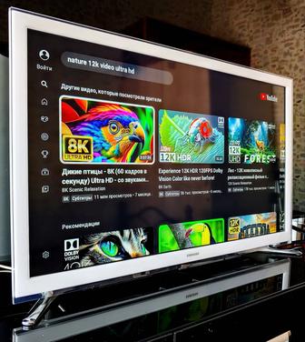 Продам Smart TV Смарт телевизор Samsung c диагональю 82 сантиметра