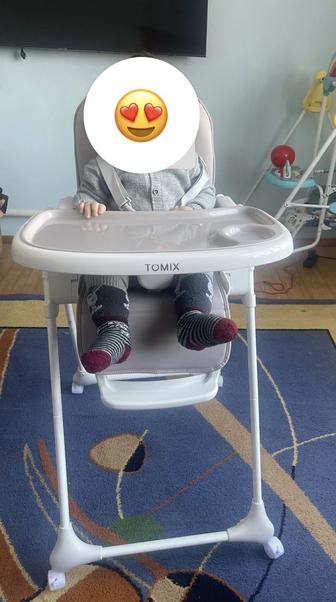 Продам детский стульчик Tomix