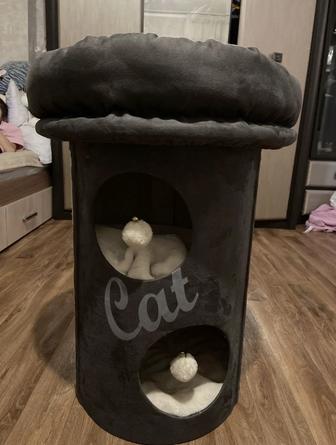 Двухэтажный домик для кошек