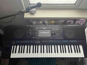 Продам синтезатор Yamaha PSR SX-900