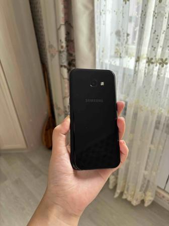 Продается самсунг А5 телефон в идеальном состоянии