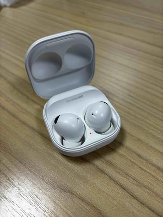 Продам Samsung Galaxy Buds2 Pro в отличном состоянии