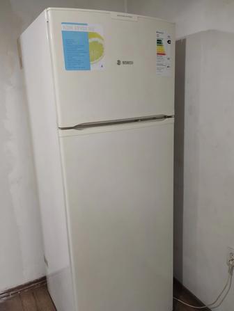 Продам холодильник Бош, в отличном состоянии!