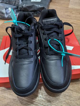 Кроссовки Nike Ebernon low RU 42/US 8,5