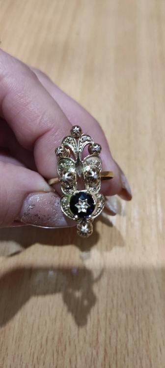 Золотое кольцо с бриллиантами 583пр.