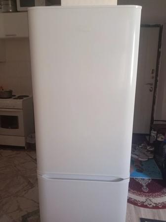 Продам холодильник не рабочий бирюса