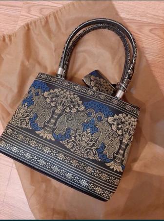 Красивая женская сумочка из Таиланда, 23x17 см, новая