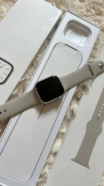 Apple Watch SE 40мм срочно сатылады