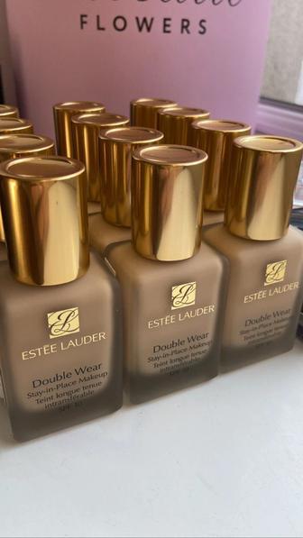 Тональка-ESTEE LAUDER ,самый светлый тон,оригинальный