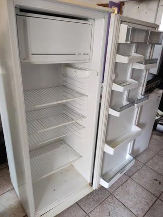 Ремонт холодильников,витринных и бытовых,а так же морозильников. С выездом!