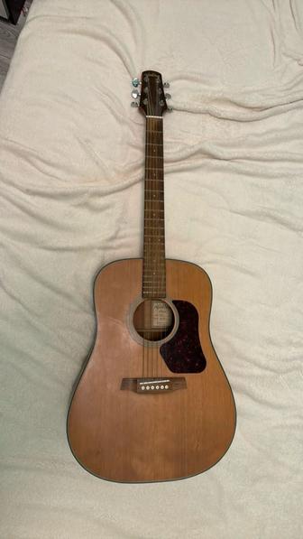 Продам гитару Walden natura d570