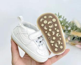 Новая детская обувь