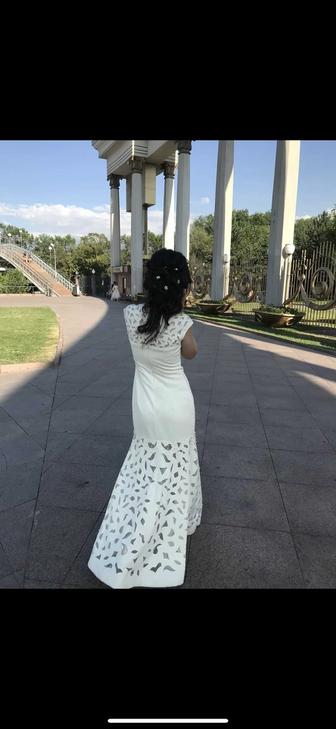 Платье длинное в цвете айвори