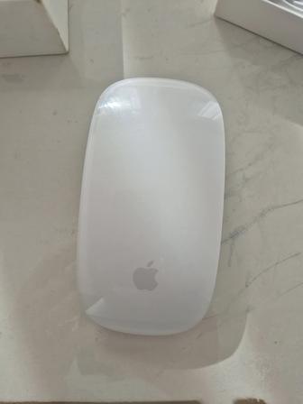 Продам оригинальный Apple magic mouse, почти новая