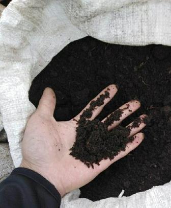 Мешками Чернозем перегной навоз песок балас щебен кварц песок глина оцев