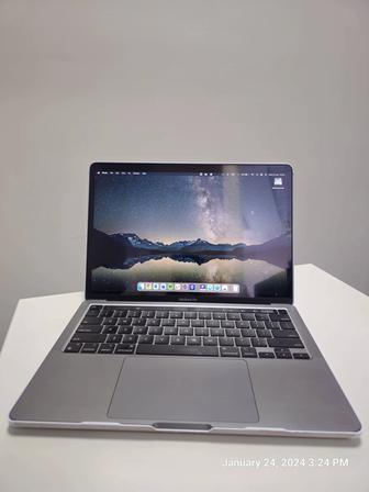 Продам MacBook Pro 2020 M1 13.3 inch 8gb/512gb в отличном состоянии