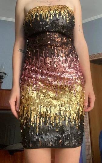 Платье коктельное с пайетками,размер S, Kira Plastinina