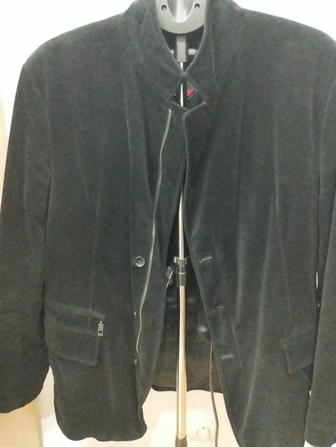 Продам велюровый пиджак размер 50 --52