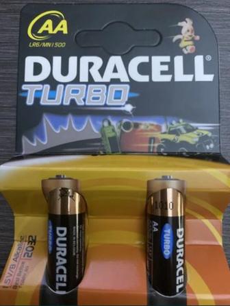 Продам батарейки Duracell Turbo 2шт в упаковке 1.5 V