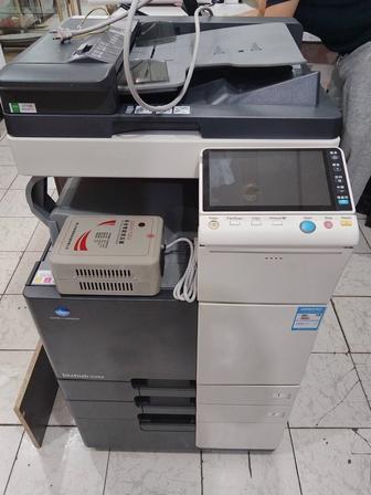 Продам цветной принтер konika minolta c 364