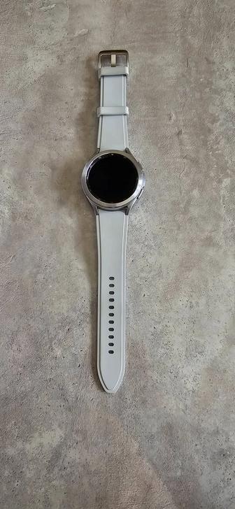 Galaxy watch 4 Classic Silver
