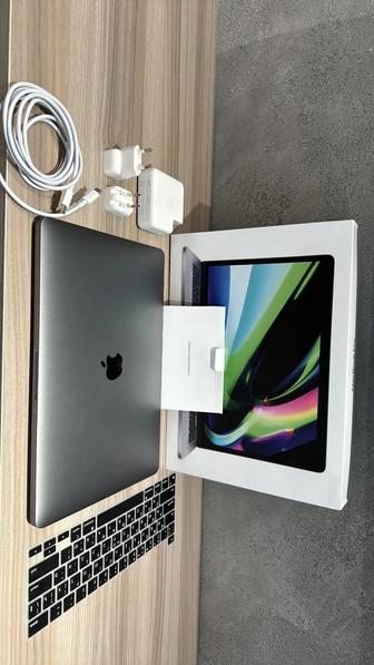 MacBook Pro m2 2022