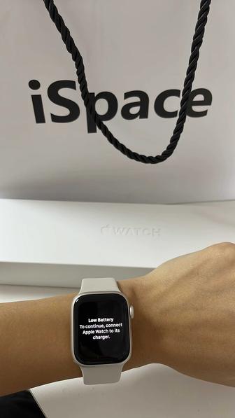 Apple Watch Series 8 41 MM
Aluminum starlight-бежевый