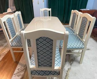 Стол и 6 стулья