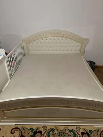 Мебель кровать