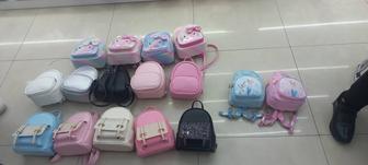 Оптом детские сумочки и рюкзаки для мальчиков и девочек