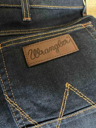 Продам мужские джинсы Wrangler