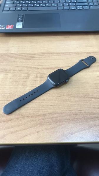 Продам Apple Watch Series 6 44mm