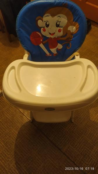 Продам детский стул для кормления ребенка