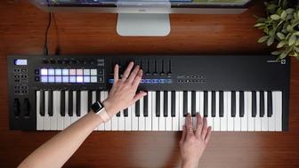 Новая MIDI-клавиатура Novation Launchkey 61 MK3 (61 клавиша)