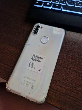Samsung A11 продам