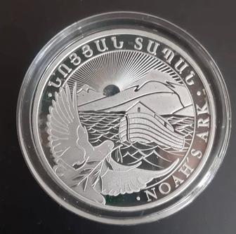 Инвест монета серебро 999пр