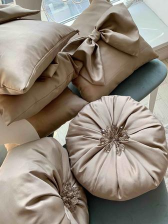 Декоративные подушки из Итальянской ткани, новые