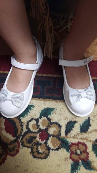 Туфли детские новые