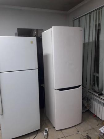 Холодильник рабочий ноу фрост морозит и холодит 199см LG морозит отлично