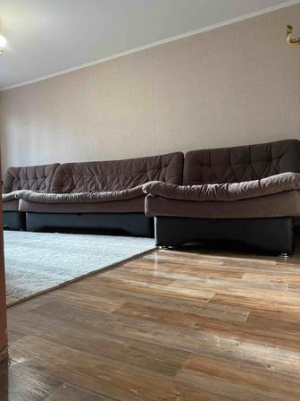 Модульный диван с квадратной и прямоугольной софой