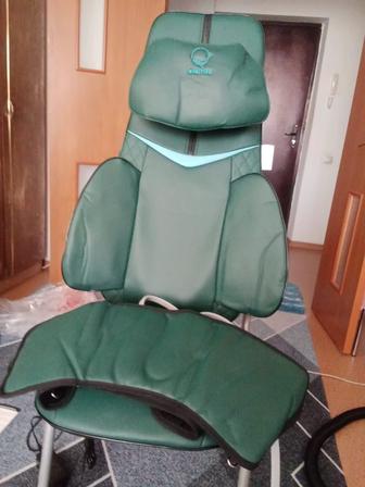 Продаю массажное кресло