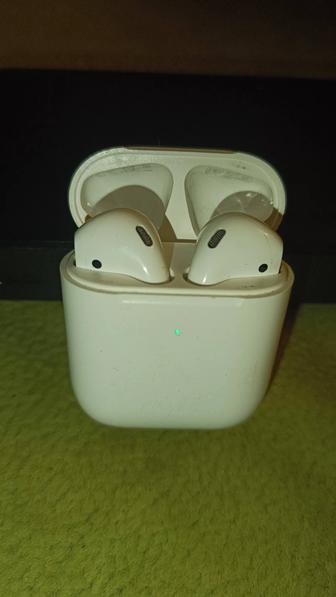 Airpods with Wireless Charging Case