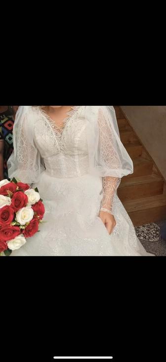 Продам свадебный платье
