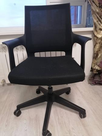 Кресло офисное Casella