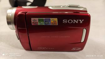 Продам цифровую видеокамеру SONY Slim