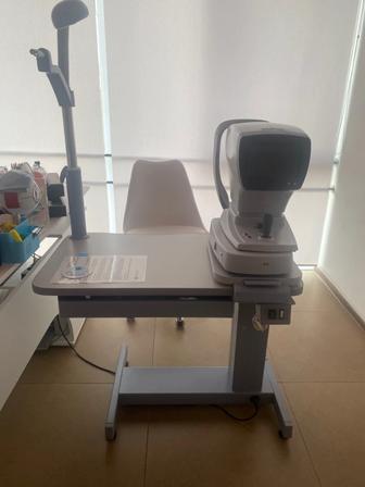 Рабочий функциональный стол офтальмолога