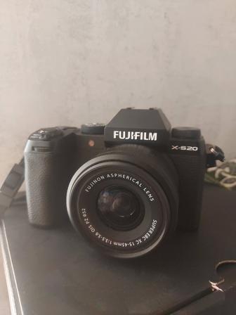 Фотоаппарат Fujifilm X-S20 с объективом 15-45мм