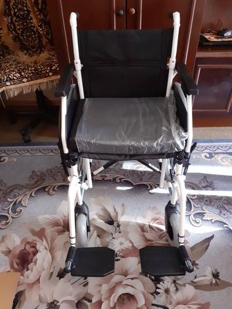 Продам инвалидную коляску для лиц с ограниченными возможностями